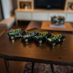 Reader's Digest Ford Model T Car lot of 4 1/64 Scale #303 & #304 B6